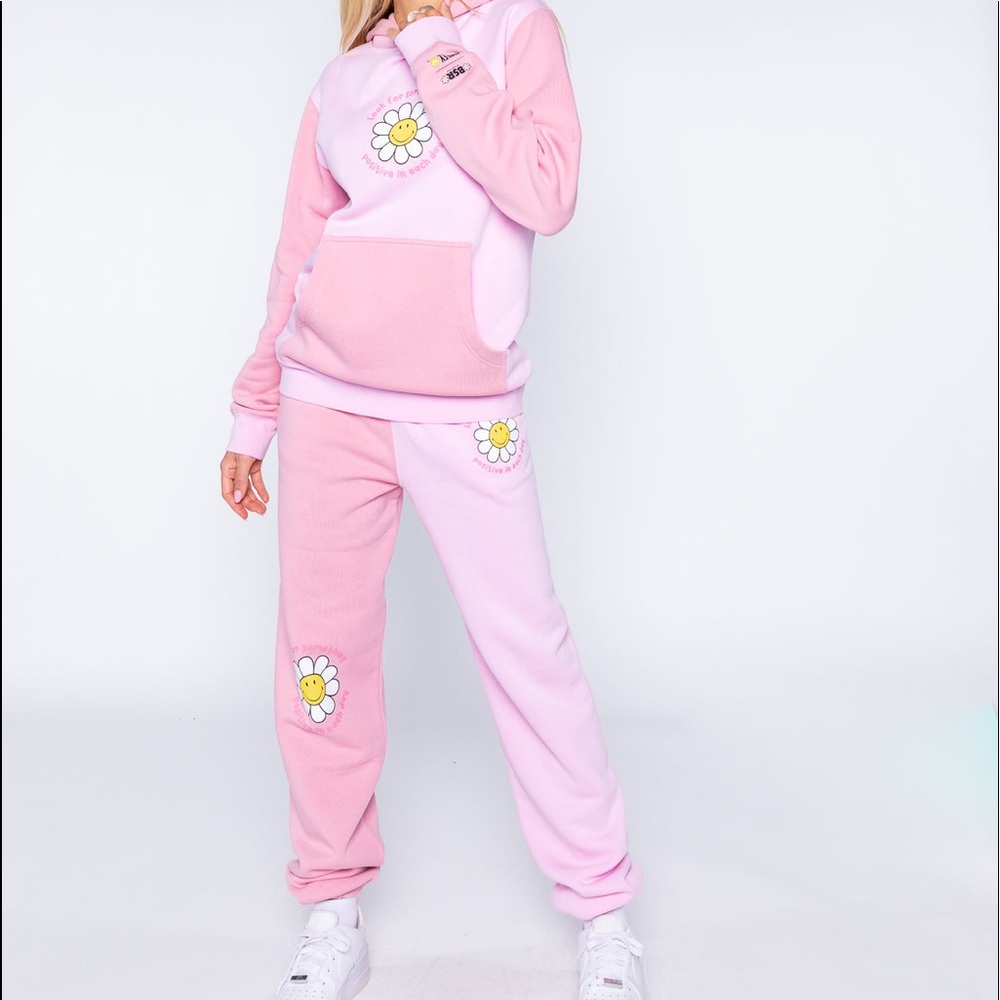 BSR Official Collaboration with Smiley Sweatpants & Hoodie